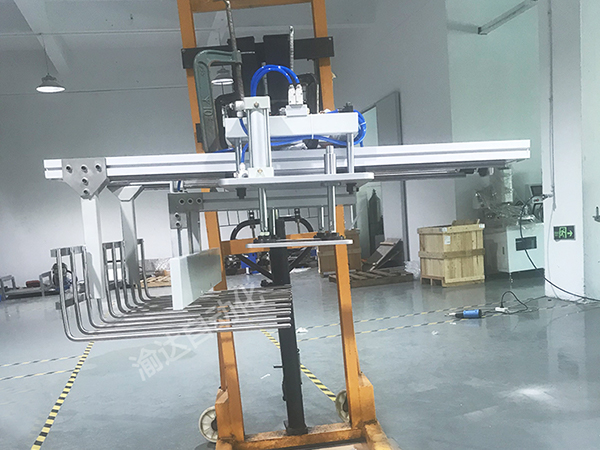 袋子單側抓齒碼垛夾具